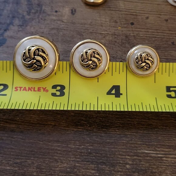 Button Assortment Gold White Mix Plastic Shank and Sew Through Mixed Lot of 26 - Picture 9 of 10